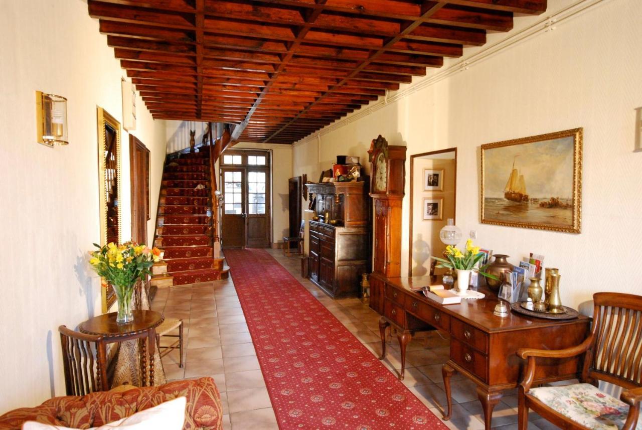 Le Logis Des Quatre Puits Bed & Breakfast Neuvicq-Montguyon Dış mekan fotoğraf