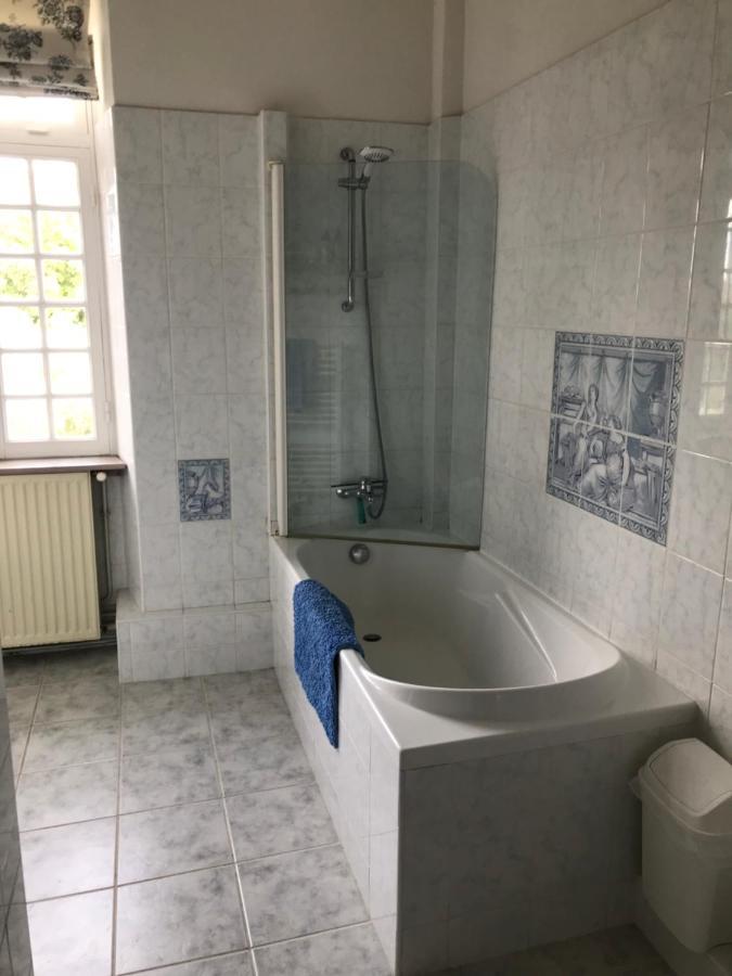 Le Logis Des Quatre Puits Bed & Breakfast Neuvicq-Montguyon Dış mekan fotoğraf